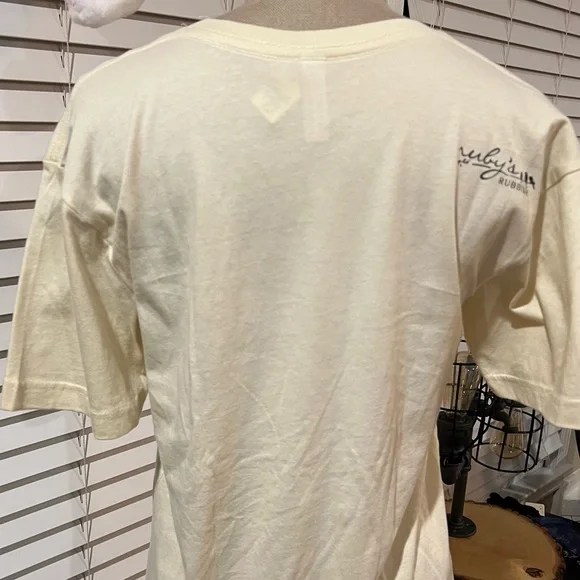 Vintage Truck Holiday Christmas T-shirt - Picture 3 of 7